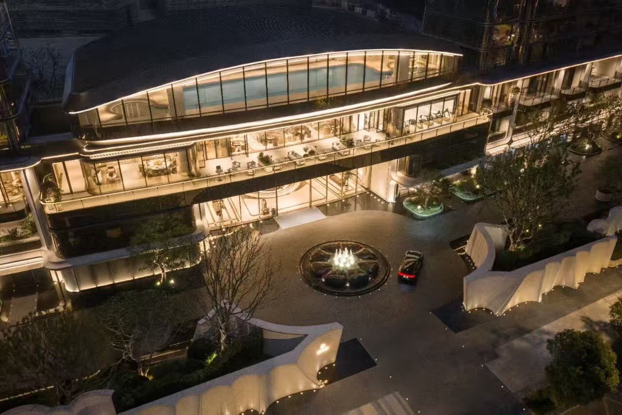 图11 会所夜景航拍